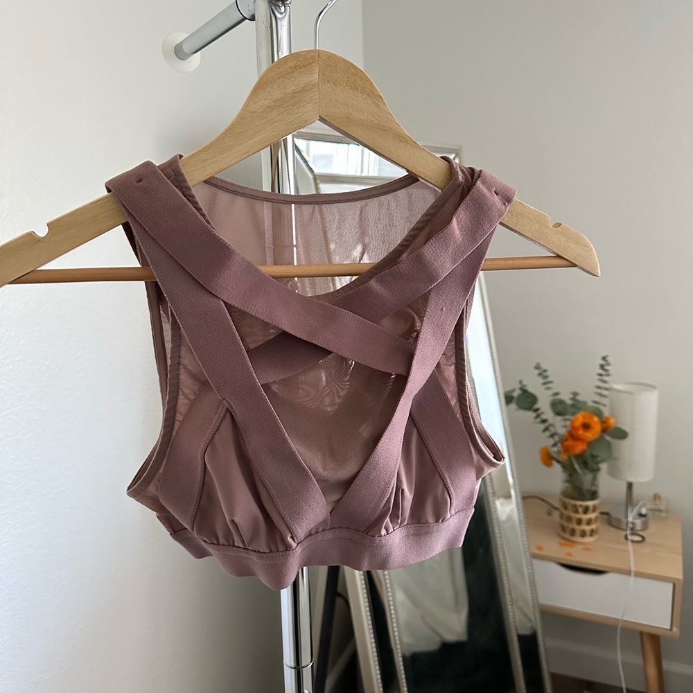 Alo Yoga bandage sports Bra